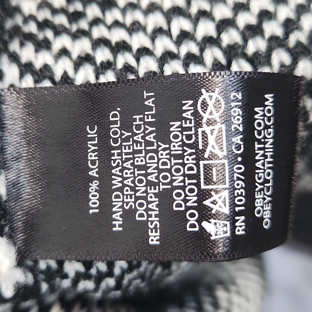 Obey Black & White Newsprint "Peace" Crewneck Sweater - Picture 7 of 7
